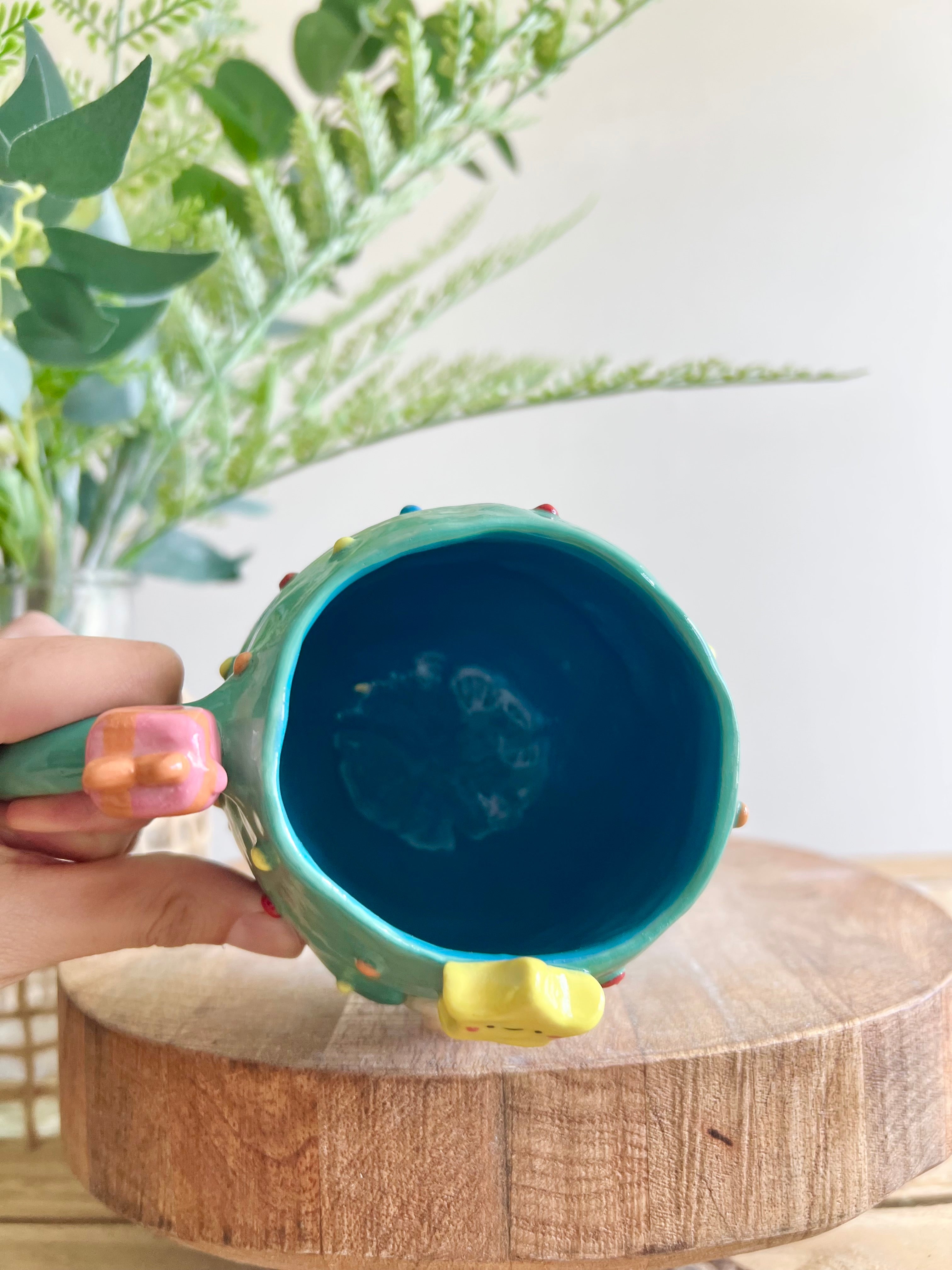 Christmas tree mug with gingerbread and present friend