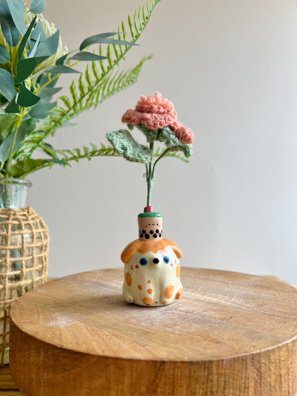 Bud vase, photo 1 of 8
