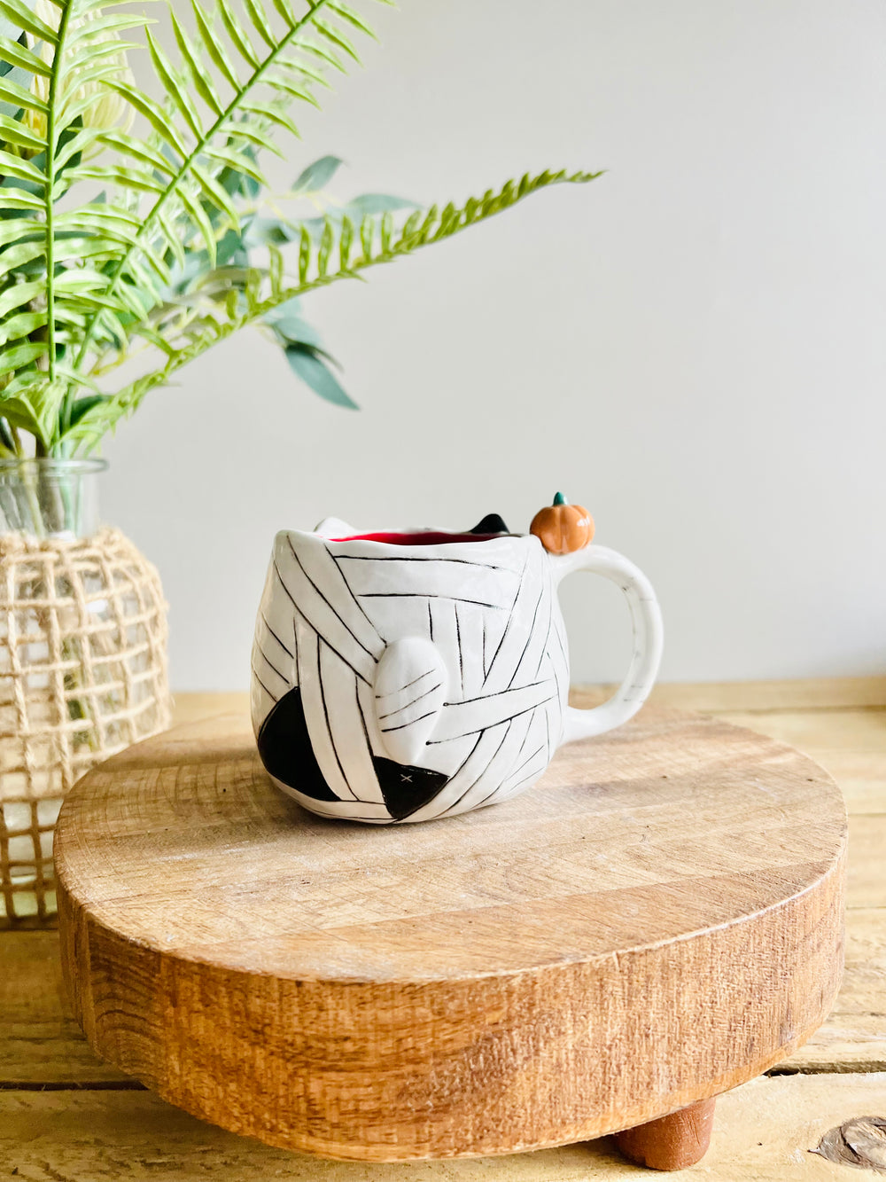 Mummy kitty mug with pumpkin friends, photo 3 of 9
