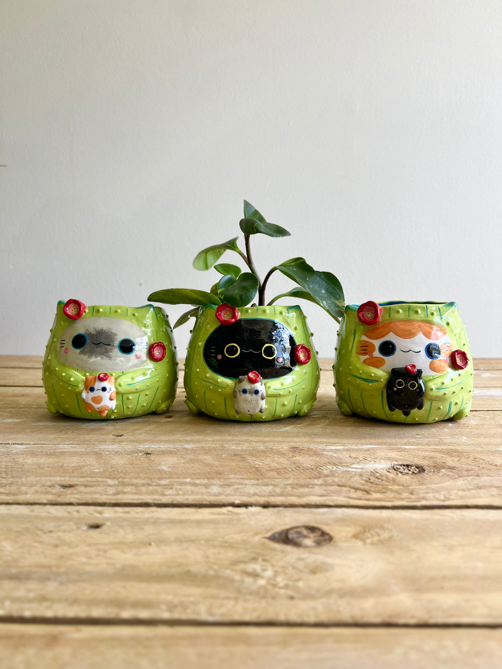 Flowery grey CAT-us pot with ginger cat friend, photo 15 of 15