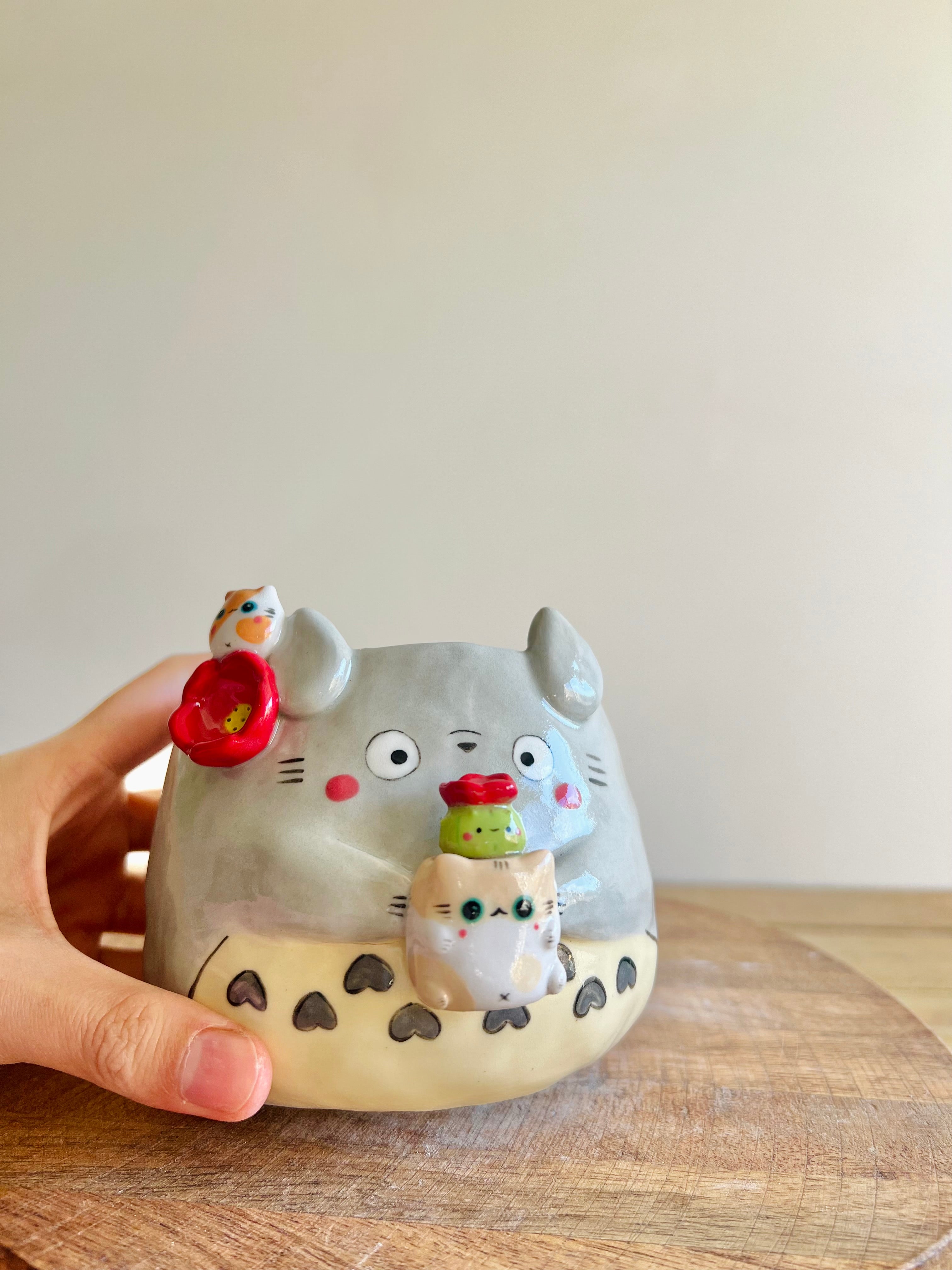 Totoro pot with cat pot and friend