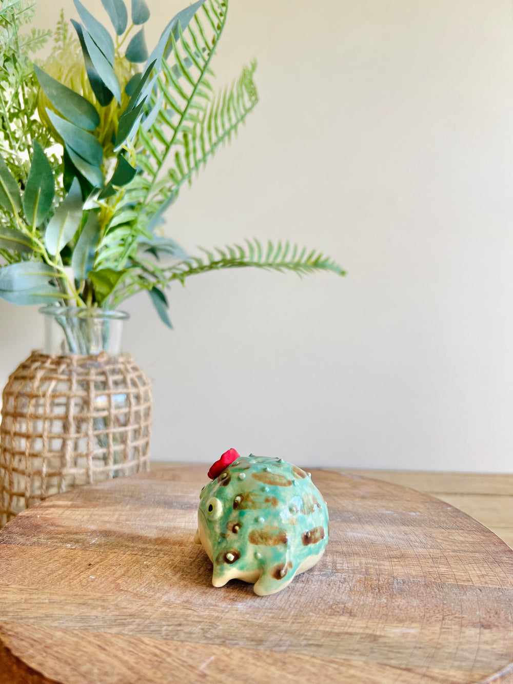 Grump Froggo bud vase #2, photo 5 of 8