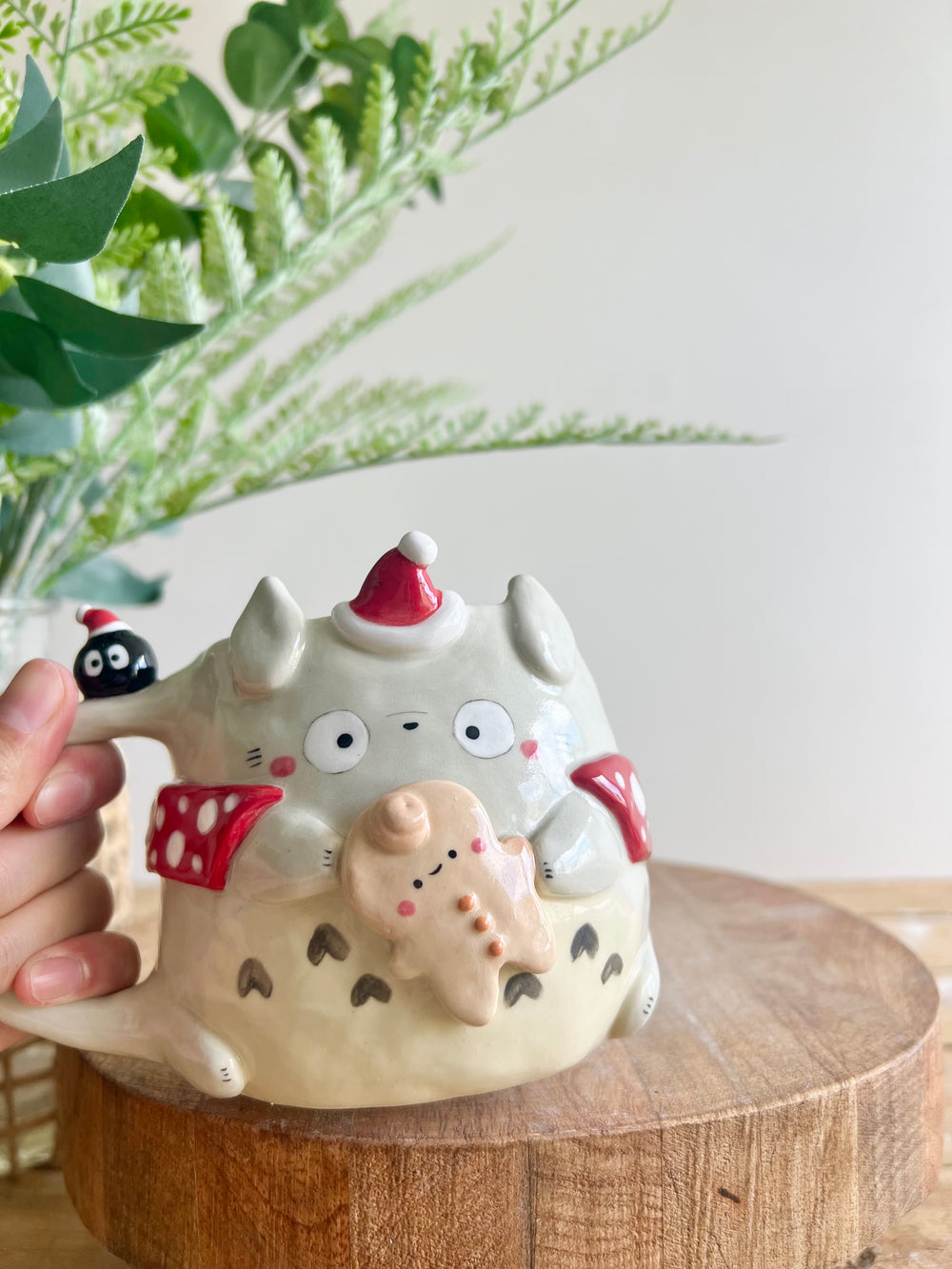 Festive Tororo mug with gingerbread and soot sprite friends, photo 5 of 10