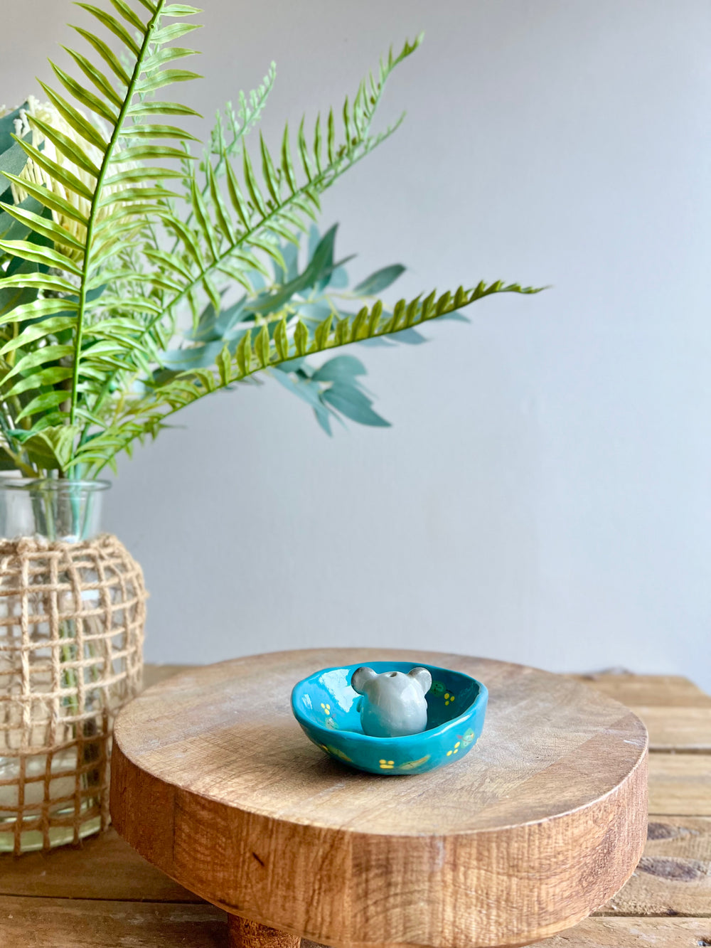 Bud vase trinket dish, photo 6 of 8