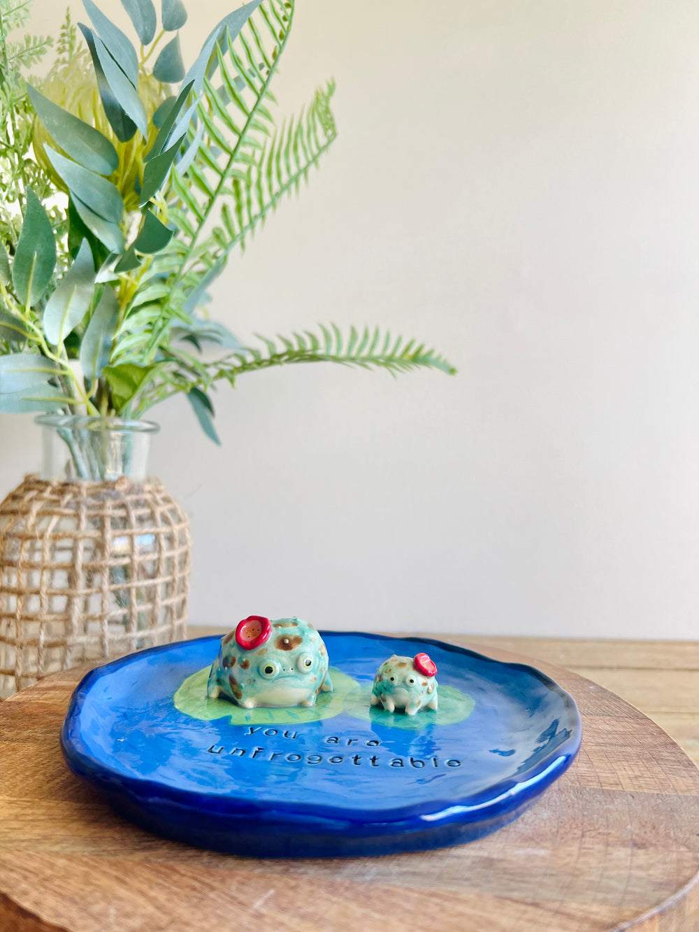 UnFROGgetable grump froggo trinket dish with bud vase, photo 2 of 6