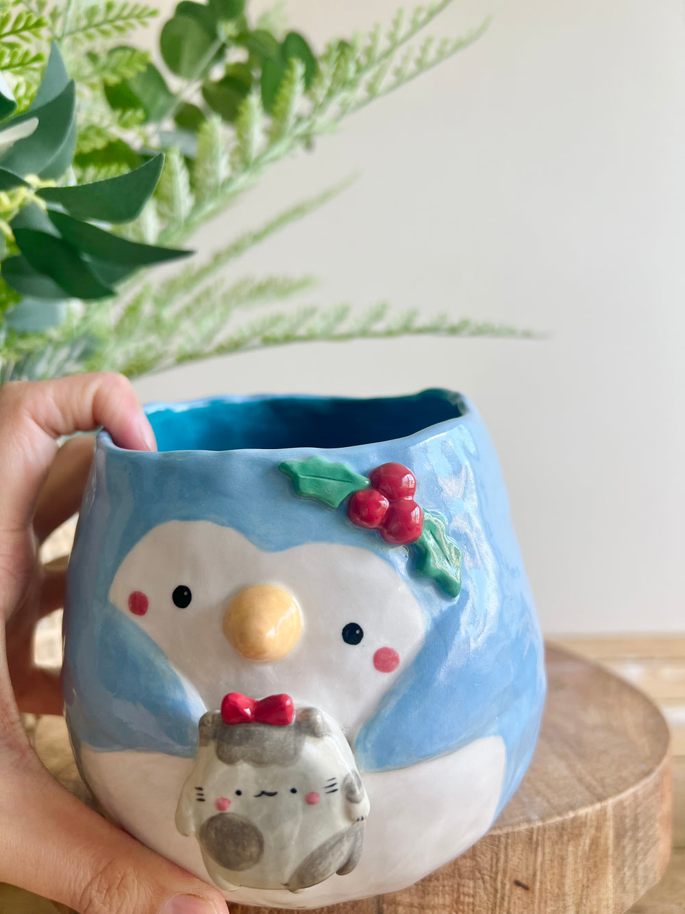 Festive penguin pot with grey cat friend, photo 9 of 9