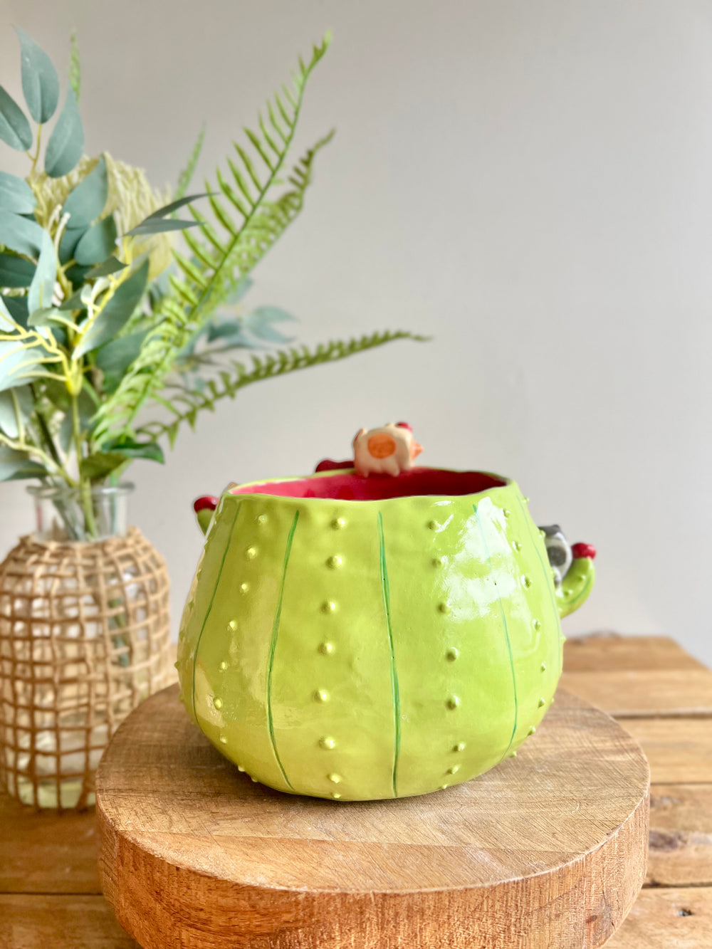 Large planter pot (no drainage hole), photo 4 of 12