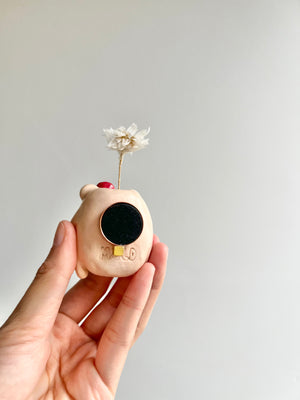 Bud Vase Magnet