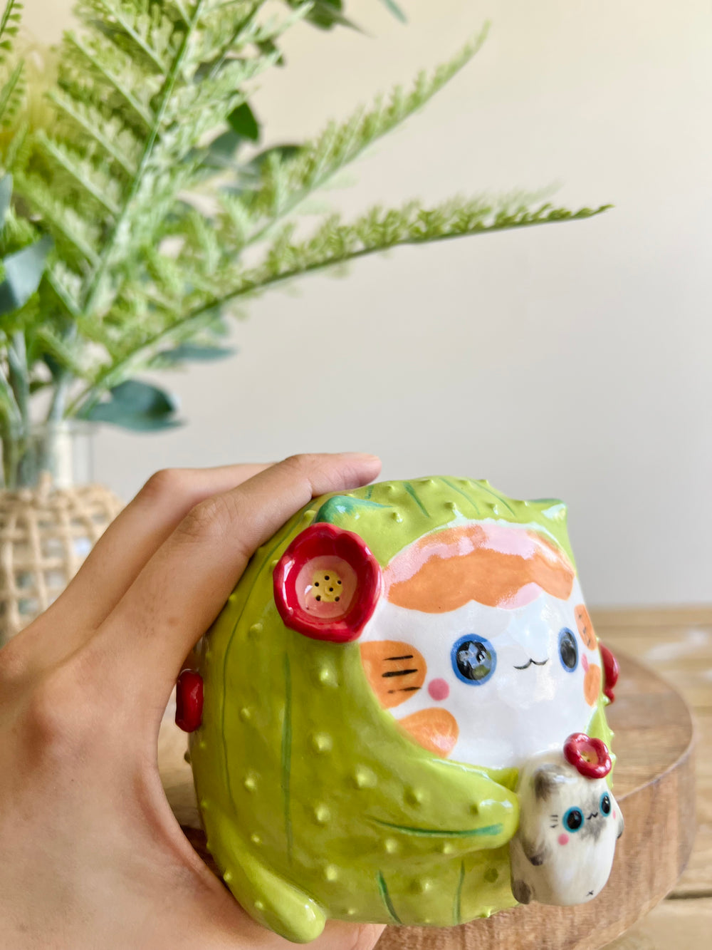 Flowery Ginger CAT-us vase with grey cat friend, photo 15 of 17