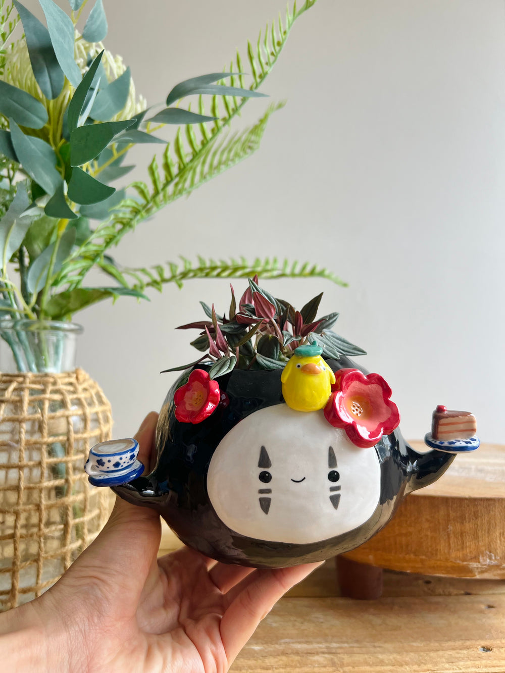Tea time pot/vase, photo 2 of 12