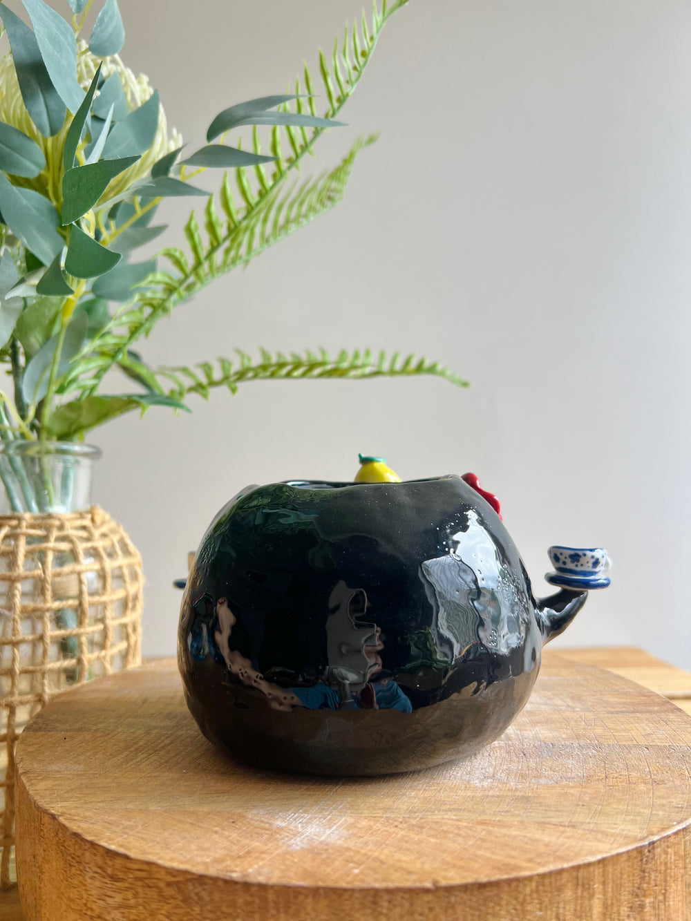 Tea time pot/vase, photo 5 of 12