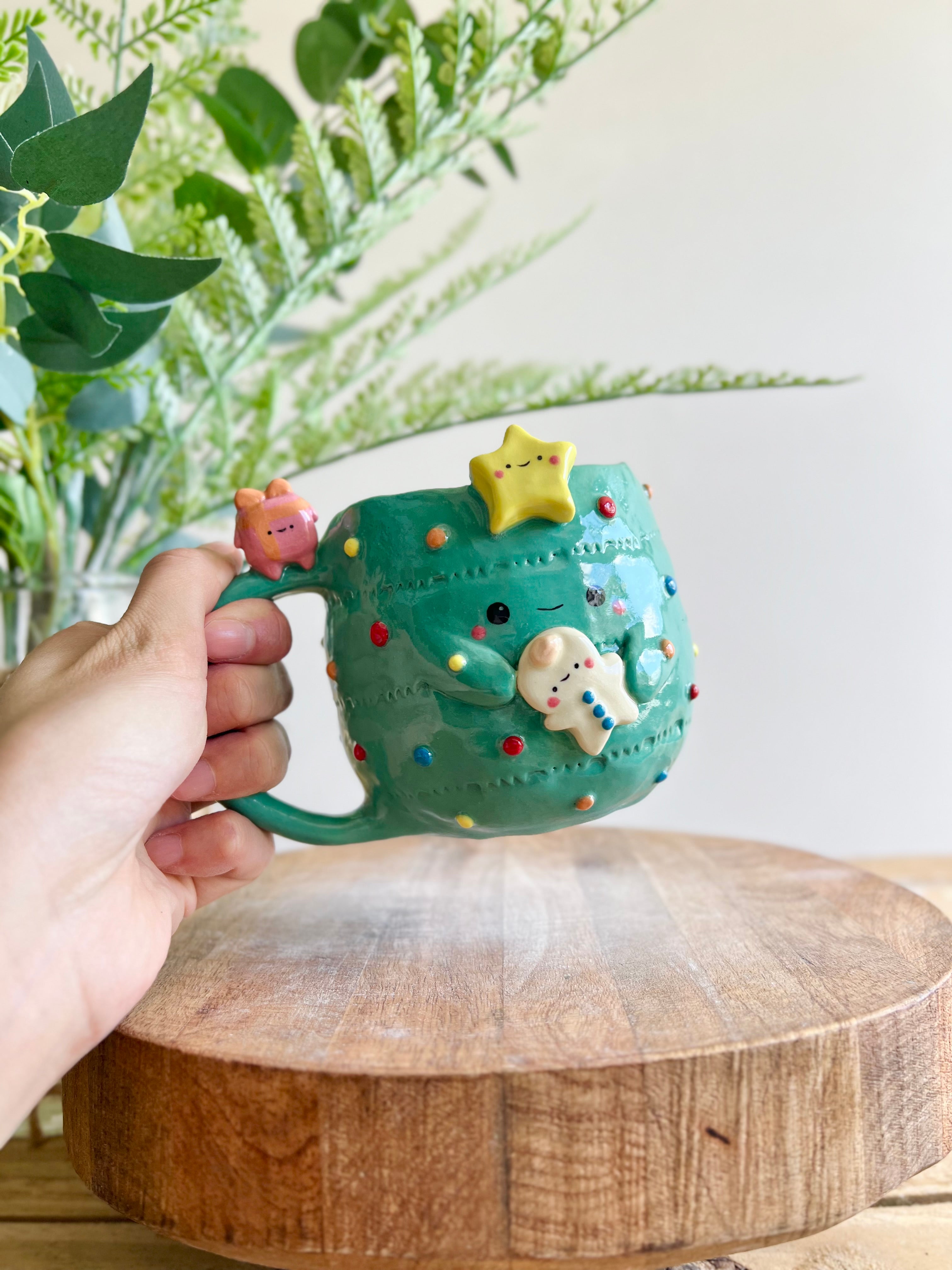 Christmas tree mug with gingerbread and present friend