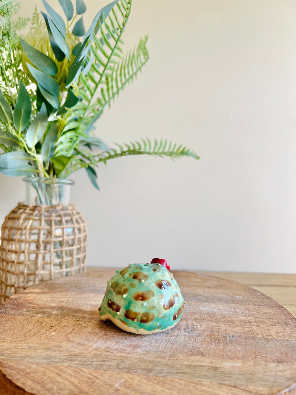 Grump Froggo bud vase #2, photo 4 of 8