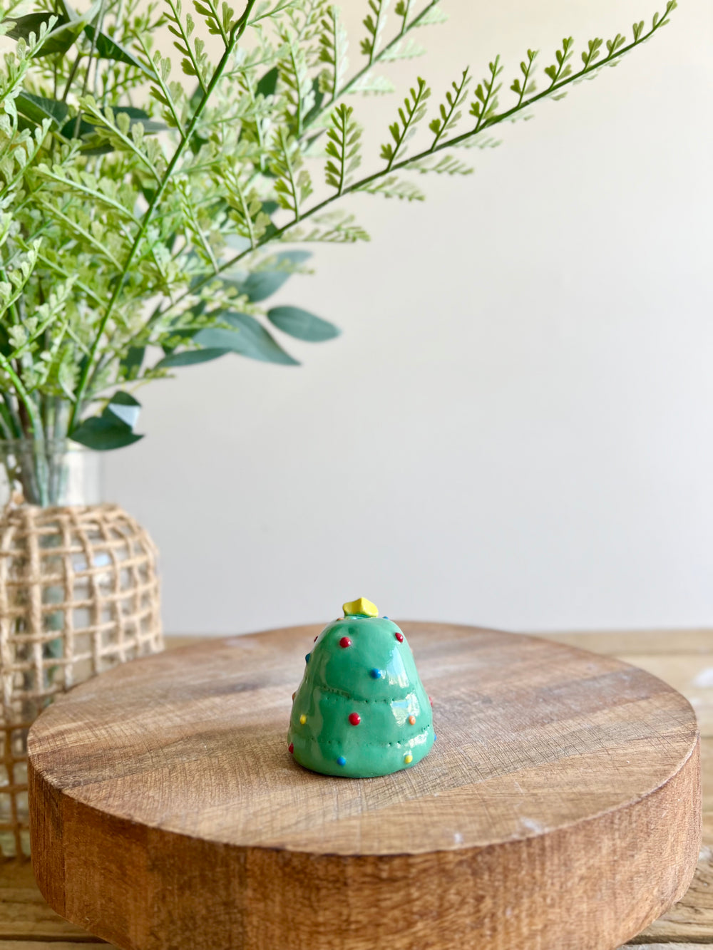 Mini Christmas tree with present friend bud vase, photo 5 of 13