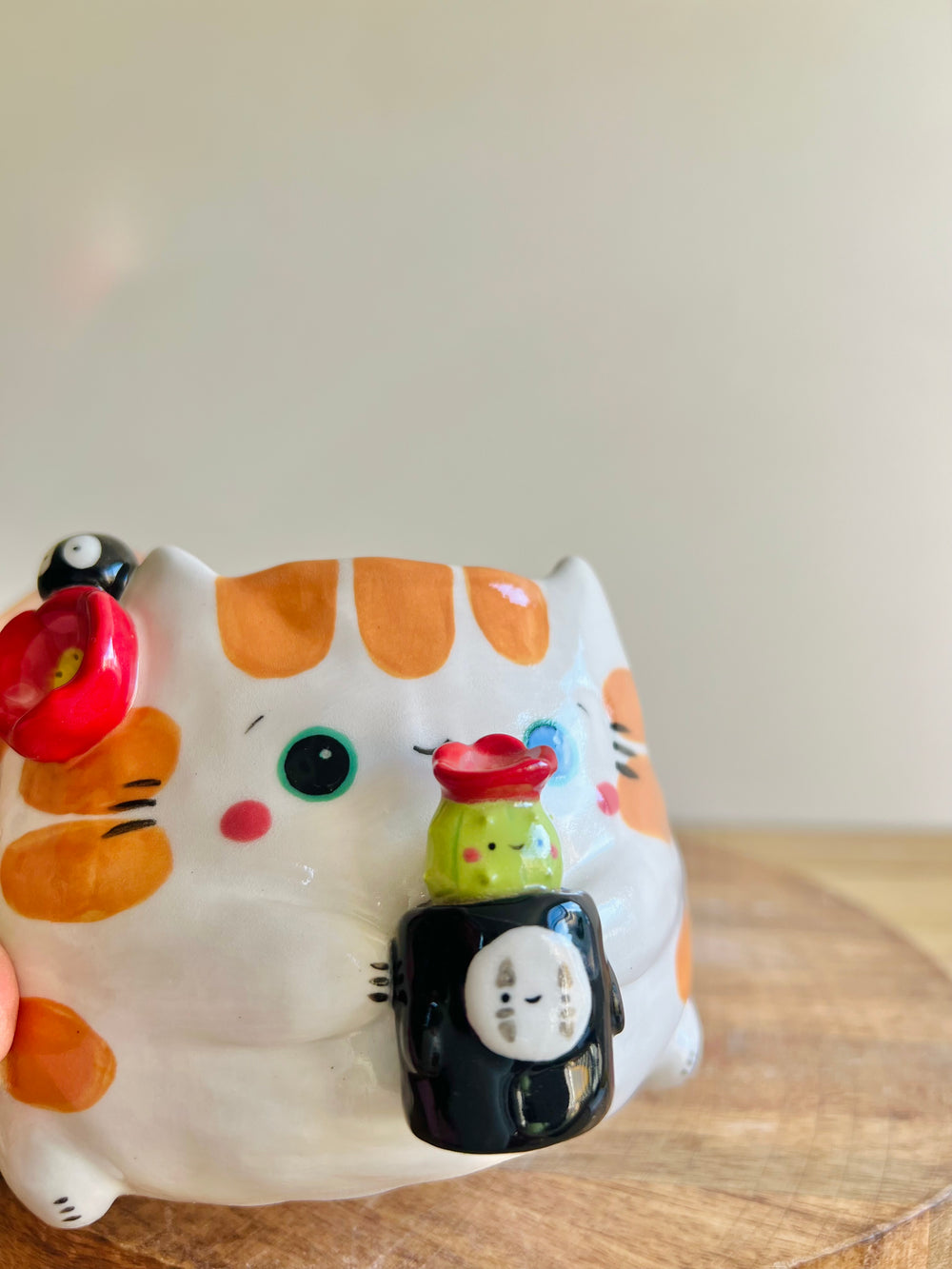 Stripey Ginger Cat Pot with No Face planter, photo 6 of 7