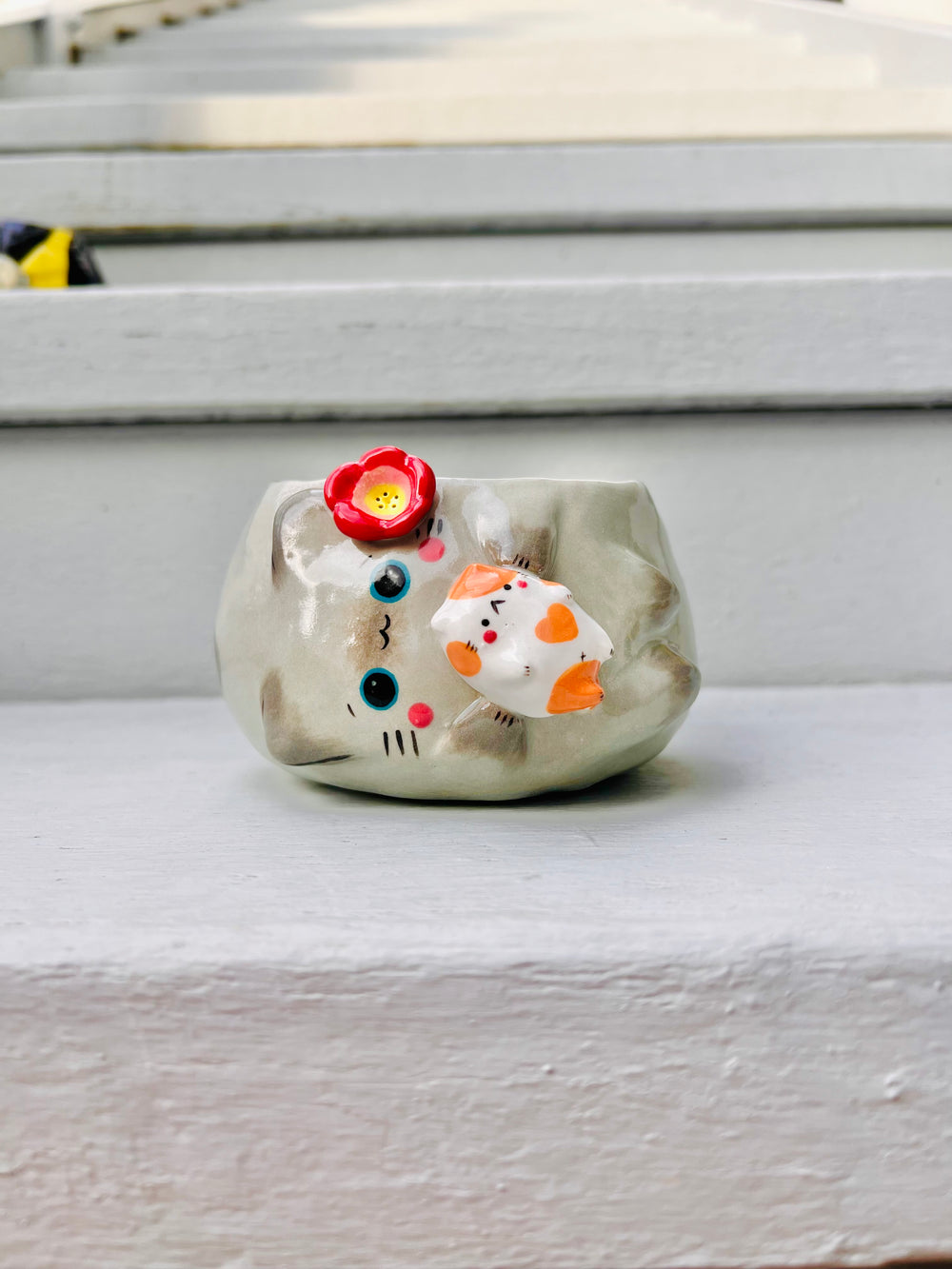 Sideways grey cat pot with ginger cat friend, photo 5 of 9