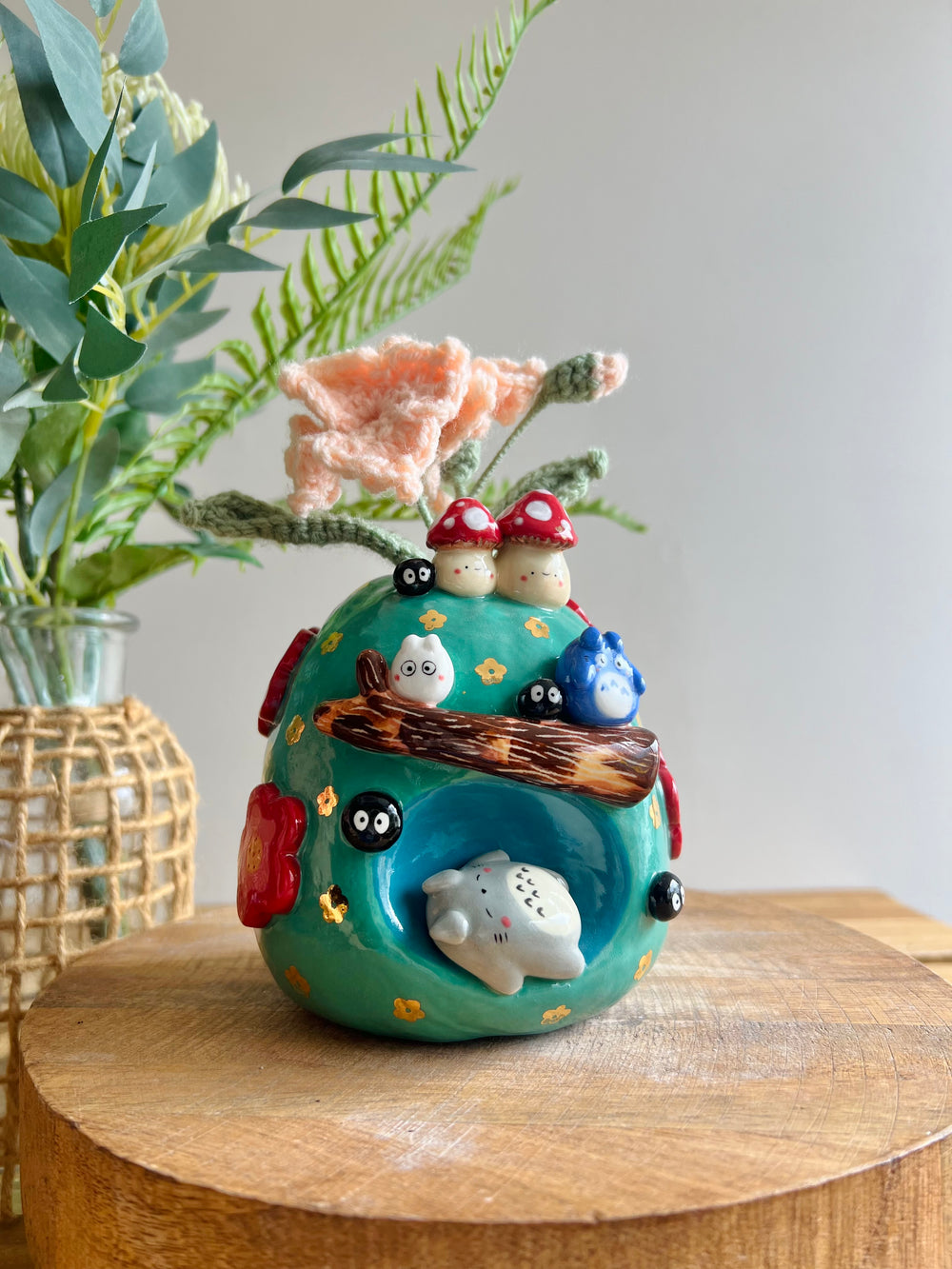 Vase, photo 5 of 10
