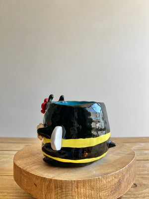 Bee Pot