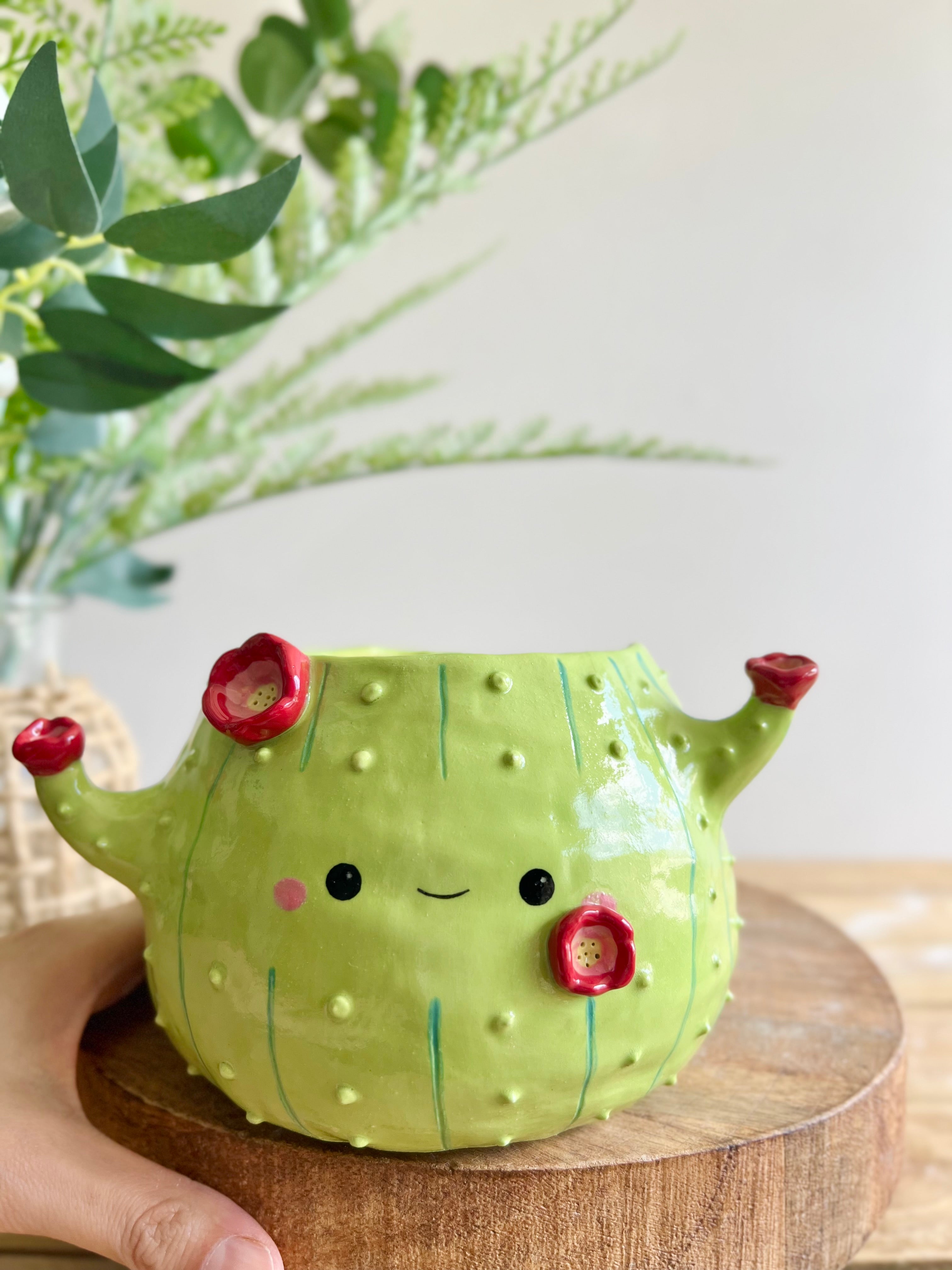 Flowery MULD Cactus pot #1