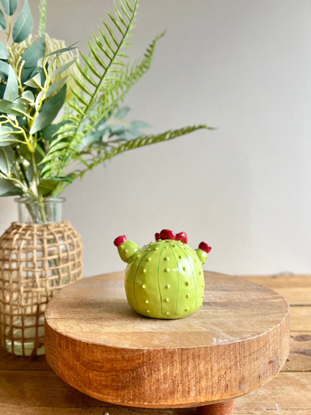 Bud vase, photo 4 of 10