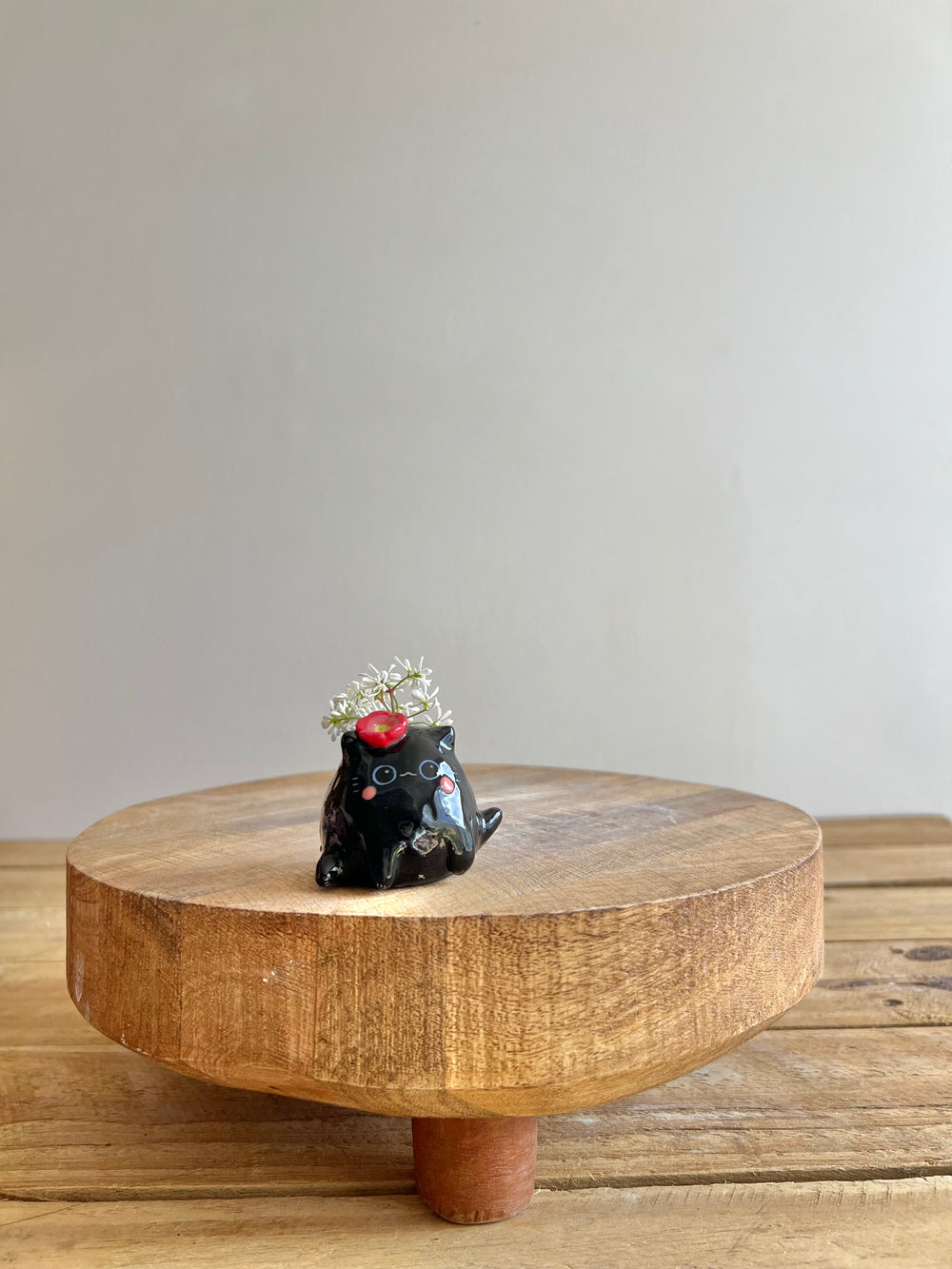 Mini bud vase, photo 5 of 7