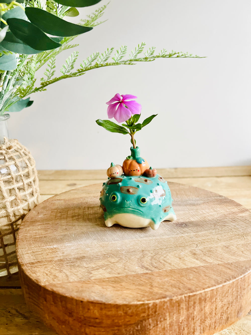 Grumpy Froggo with pumpkin friends bud vase, photo 9 of 9