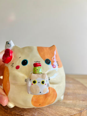 Ginger Cat Pot with Cactus Cat Pot