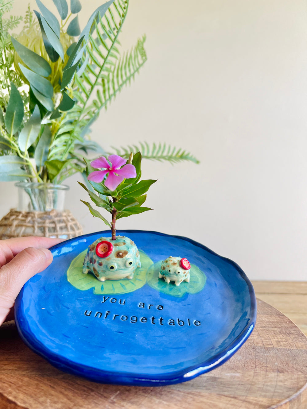 UnFROGgetable grump froggo trinket dish with bud vase, photo 5 of 6