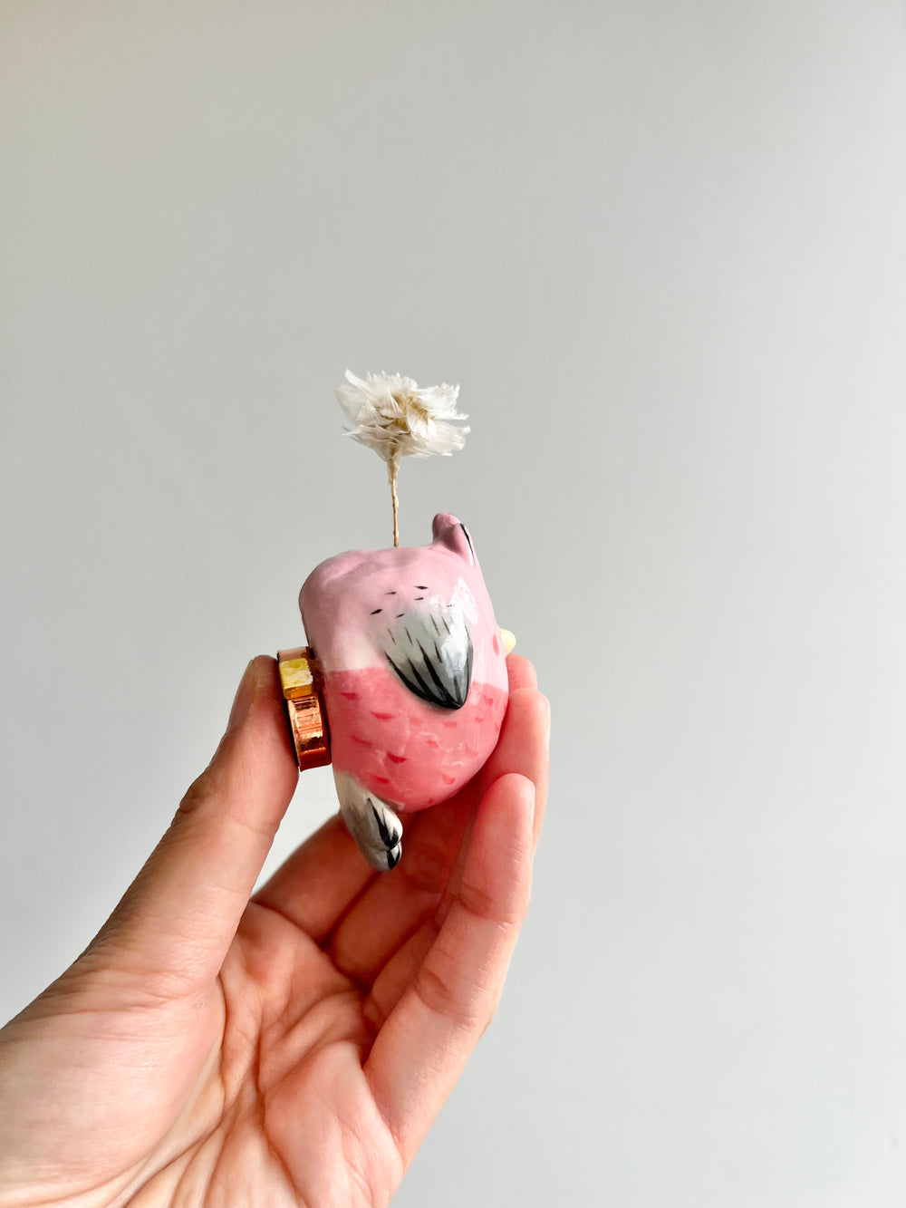 Bud vase magnet, photo 2 of 3
