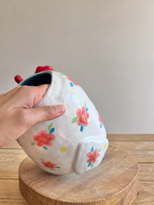 Large Chicken pot/vase