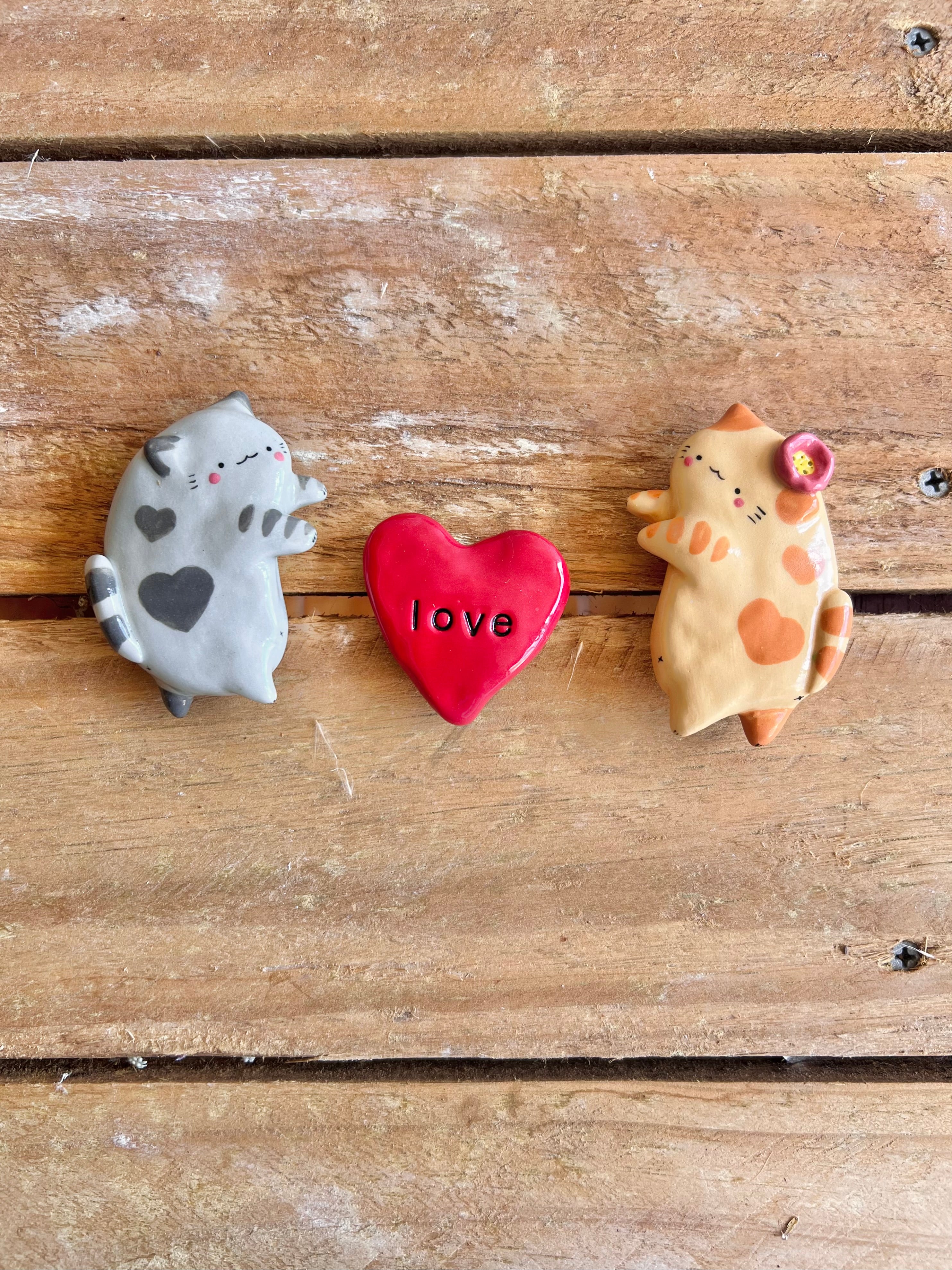 Magnetic cat love magnet set