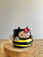 Bee Pot