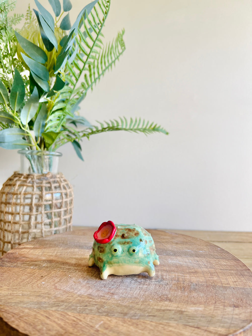 Grump Froggo bud vase #1, photo 2 of 7