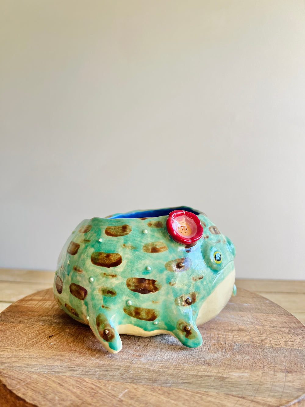 Big grump froggo pot, photo 3 of 7