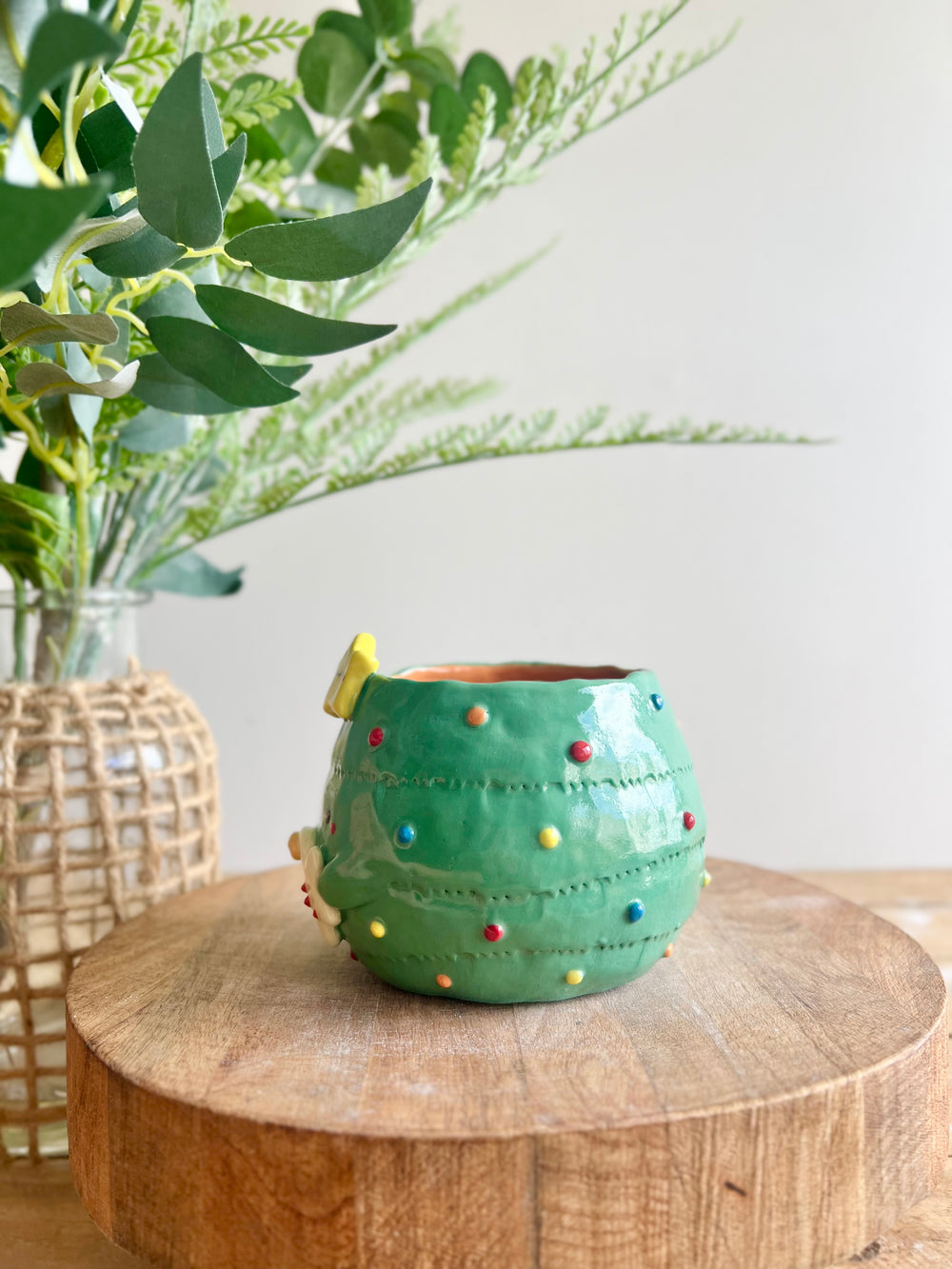 Christmas tree planter with gingerbread friend, photo 6 of 10
