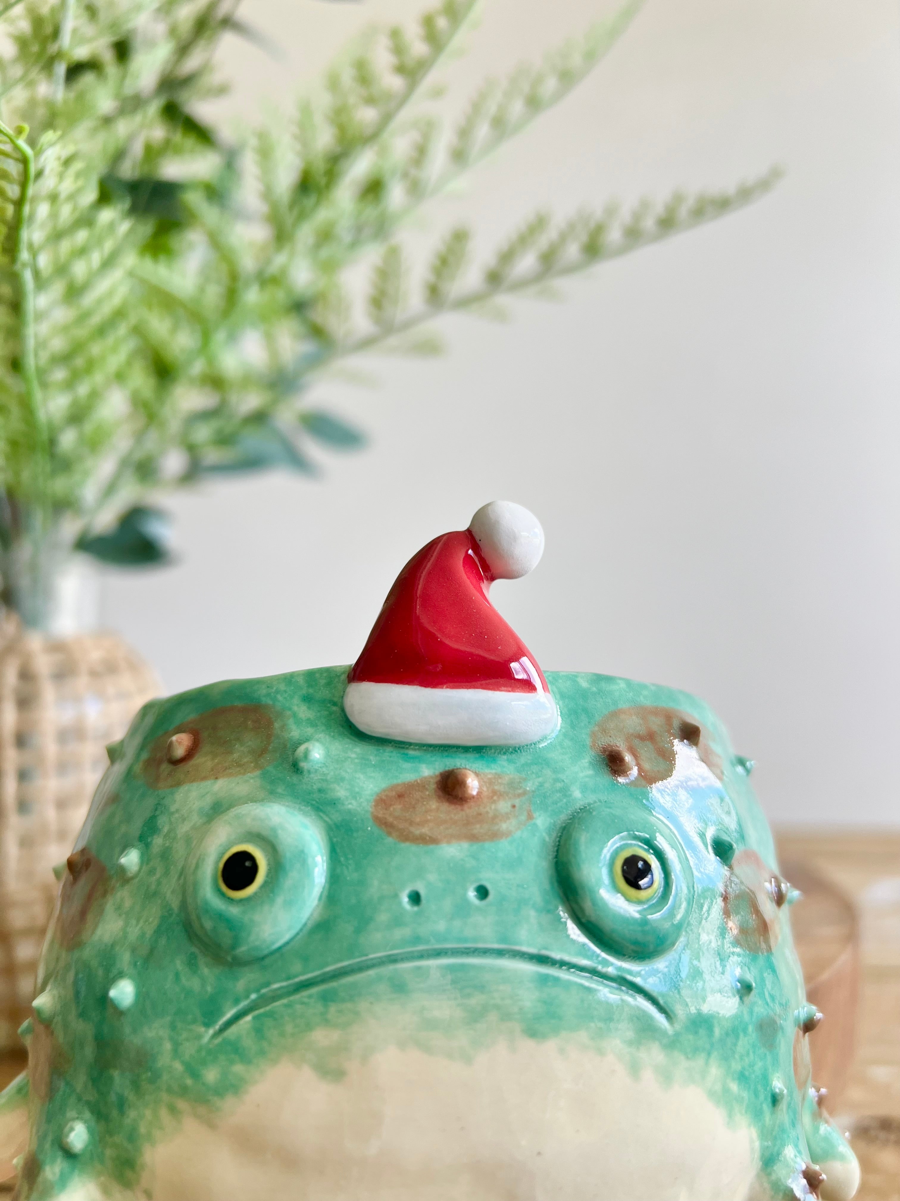 Festive grumpy Froggo planter #2