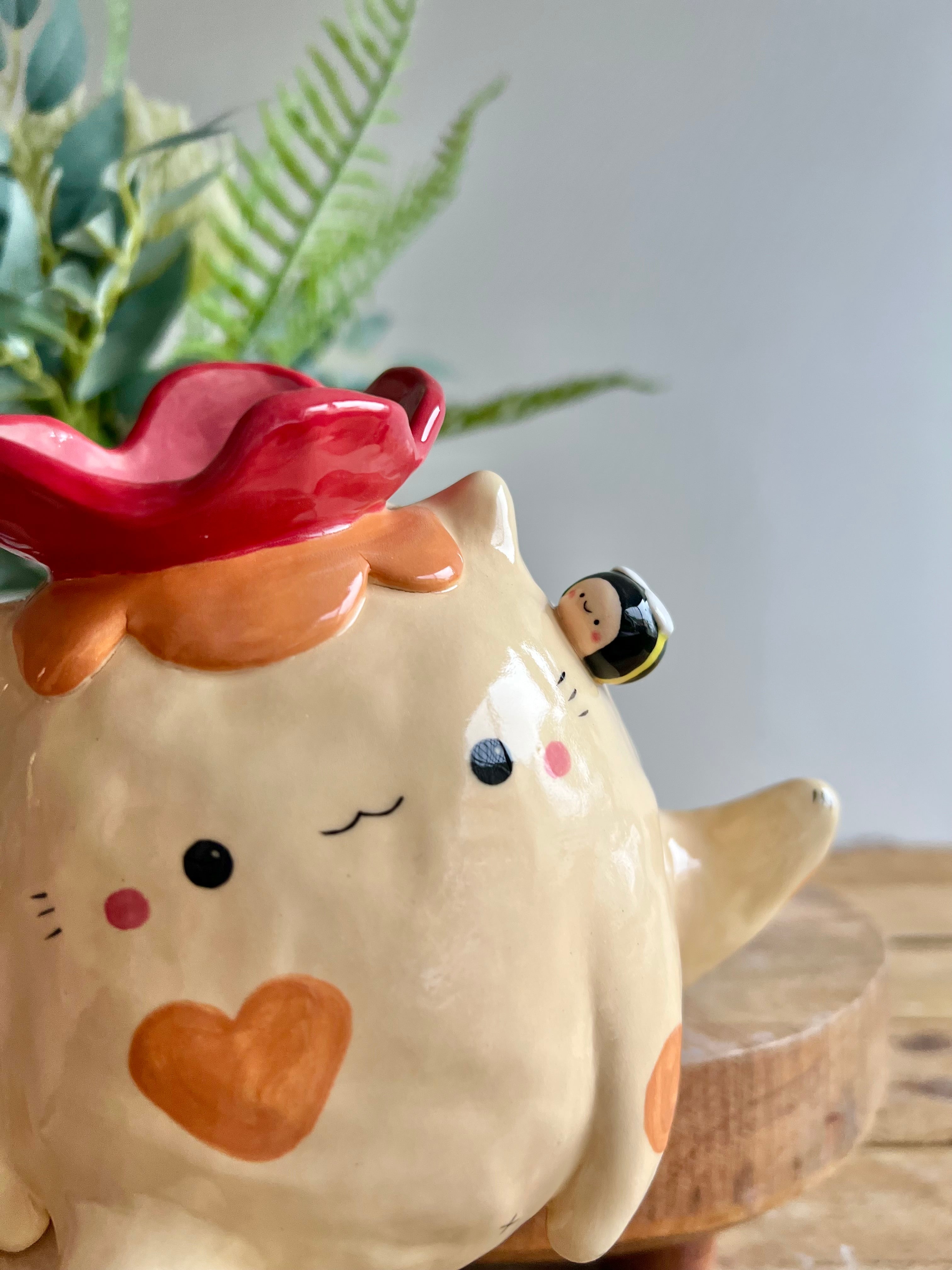 Desk ornament/trinket holder