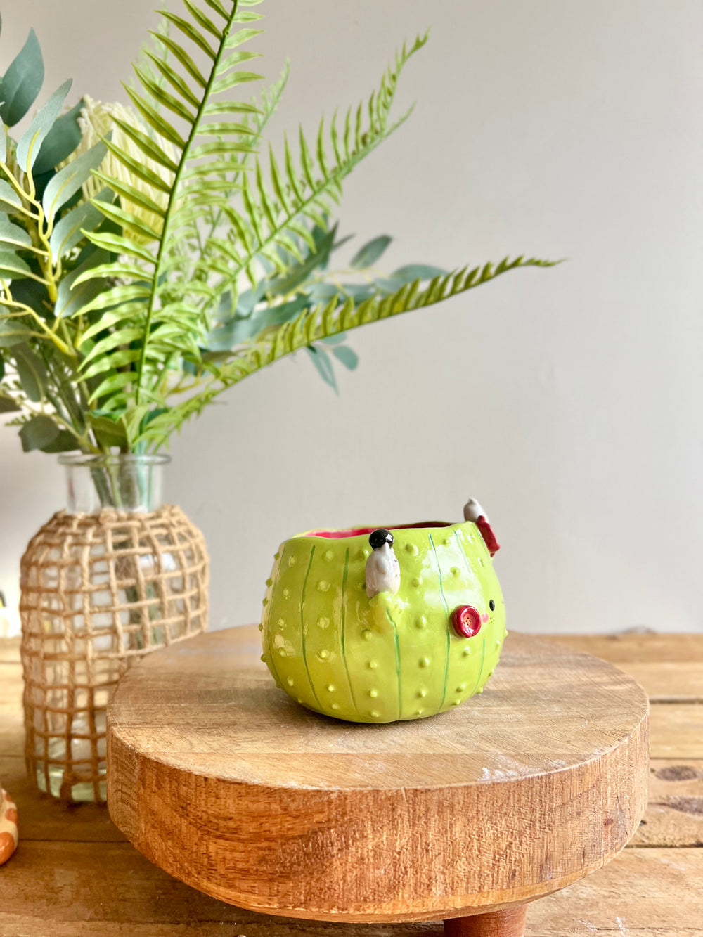 Planter pot, photo 2 of 11