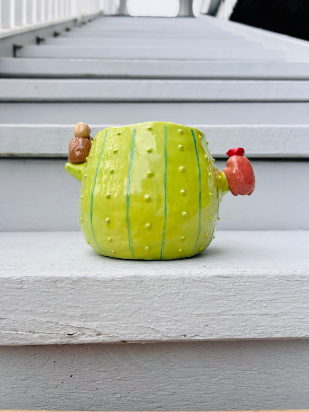 Flowery cactus pot with sloth friends, photo 3 of 7
