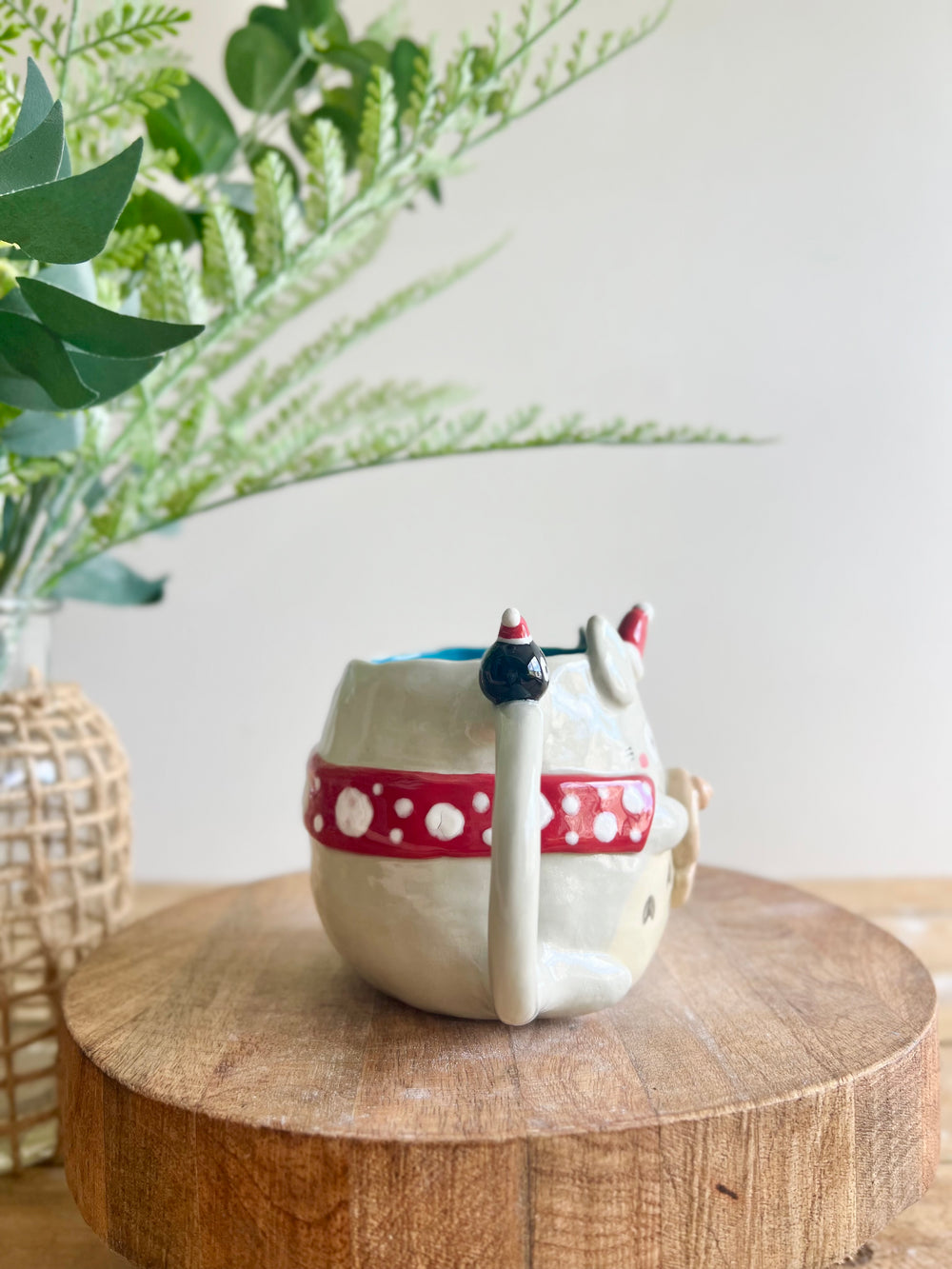 Festive Tororo mug with gingerbread and soot sprite friends, photo 2 of 10