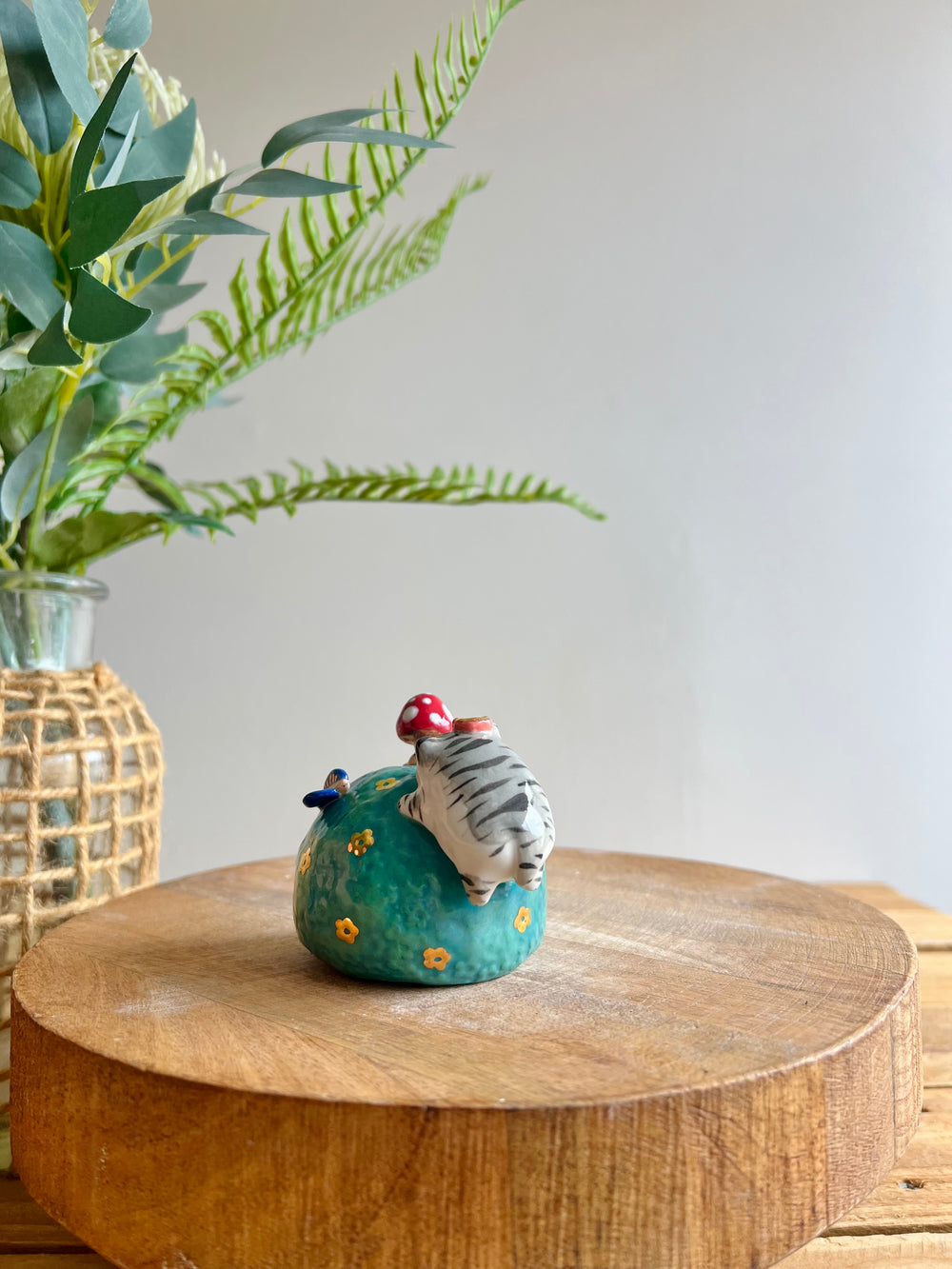 Bud vase, photo 6 of 11