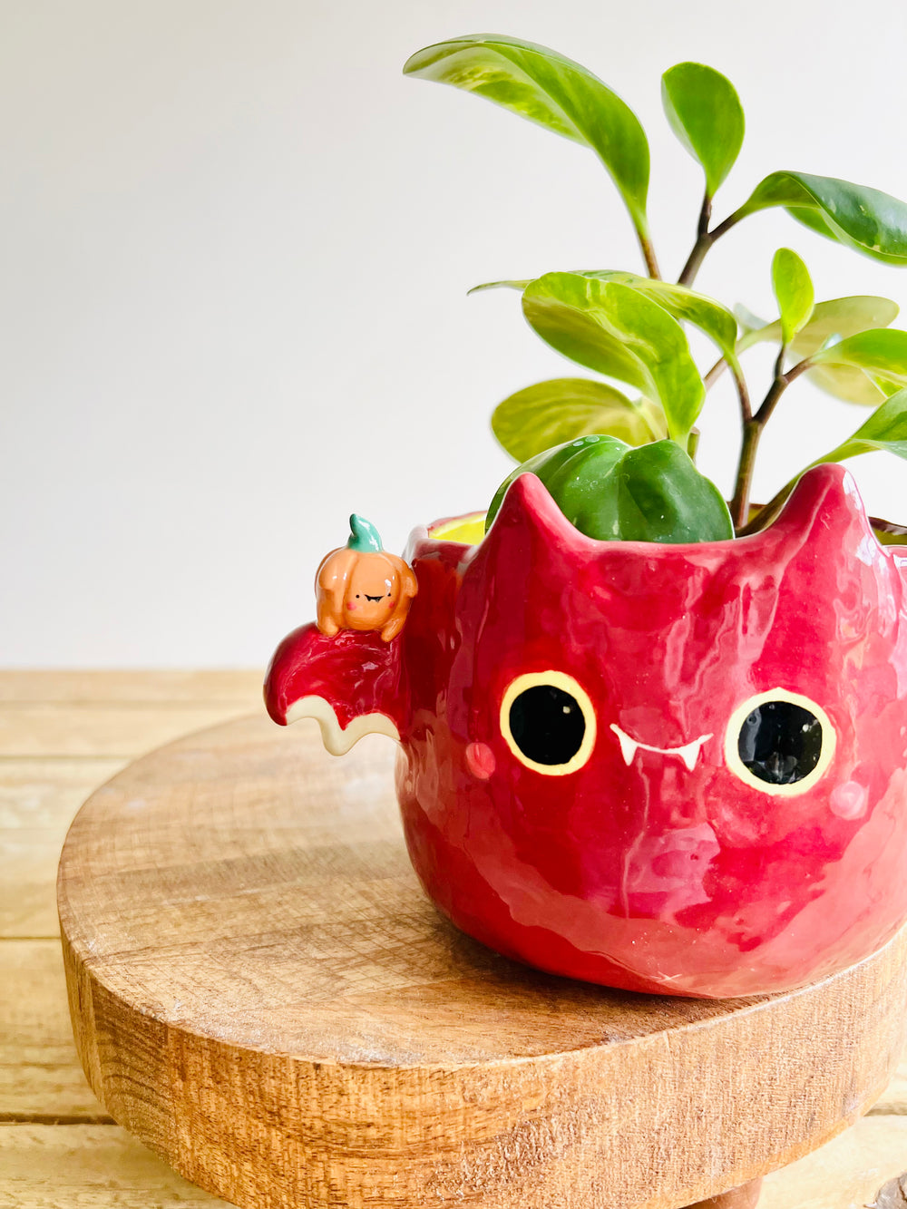 Bat pot with ghost and pumpkin friends, photo 8 of 8