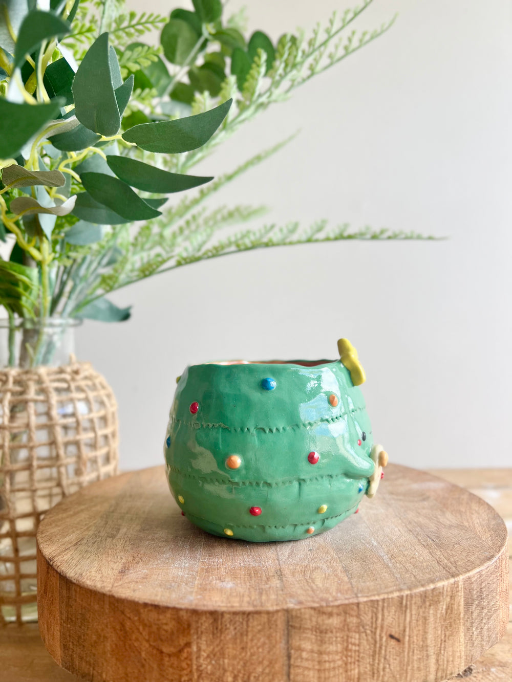 Christmas tree planter with gingerbread friend, photo 4 of 10