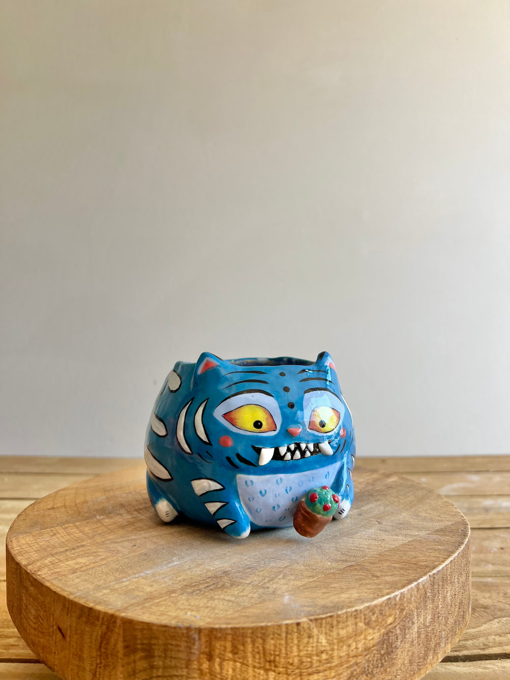 Large Derpy pot, photo 7 of 11