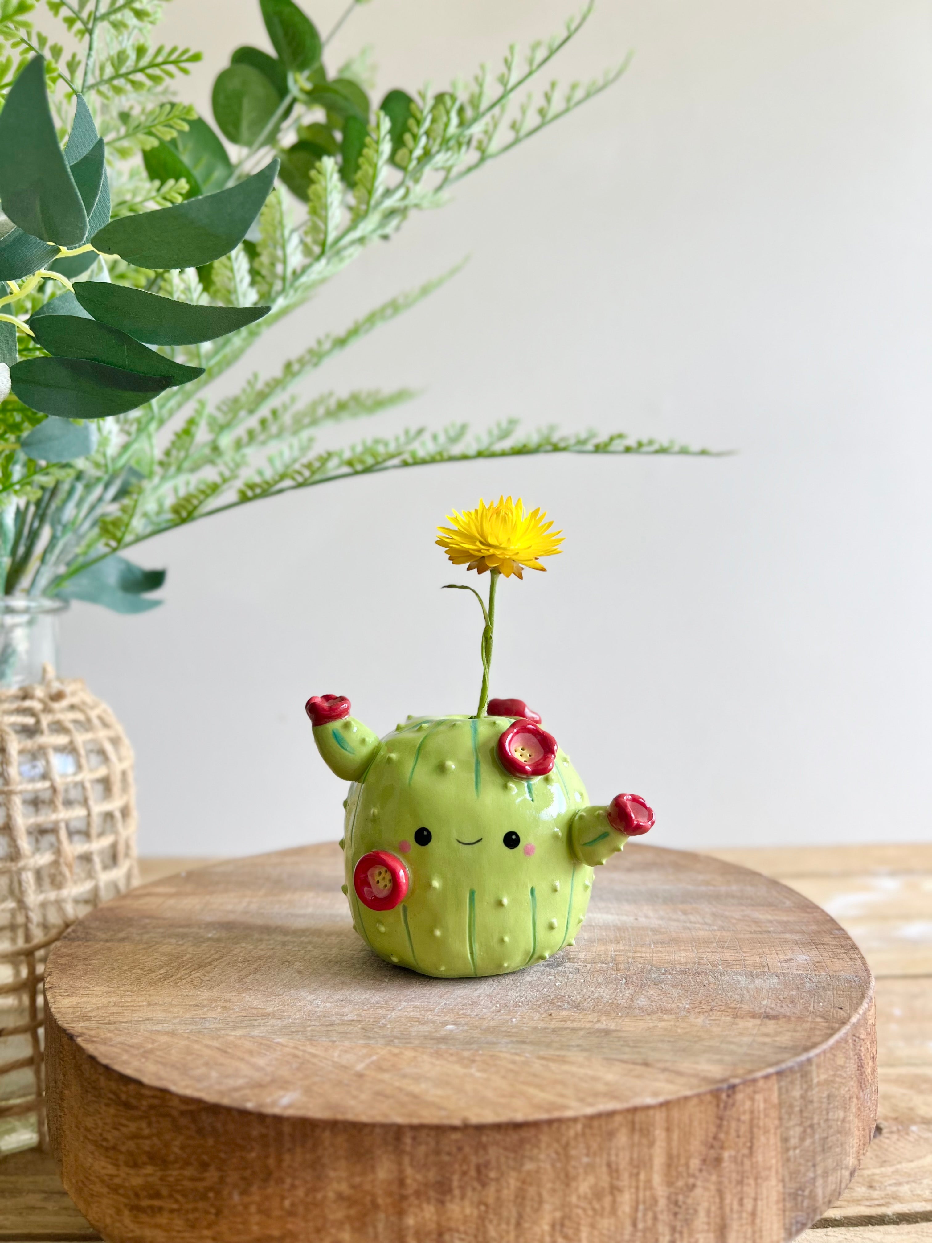 Flowery MULD cactus bud vase