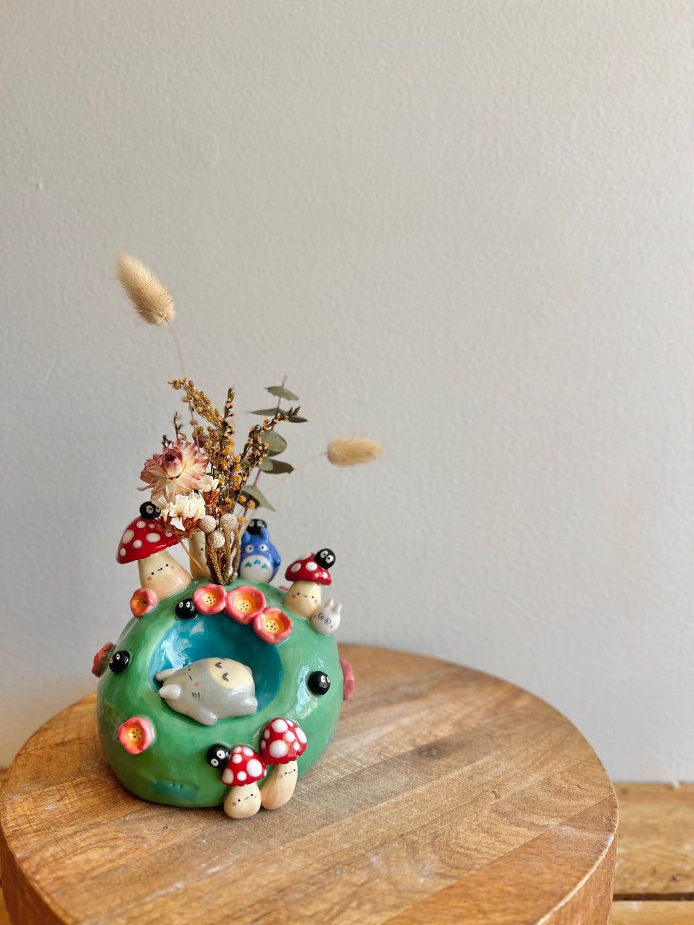 Sleeping Totoro & friends mushroom bud vase, photo 17 of 17