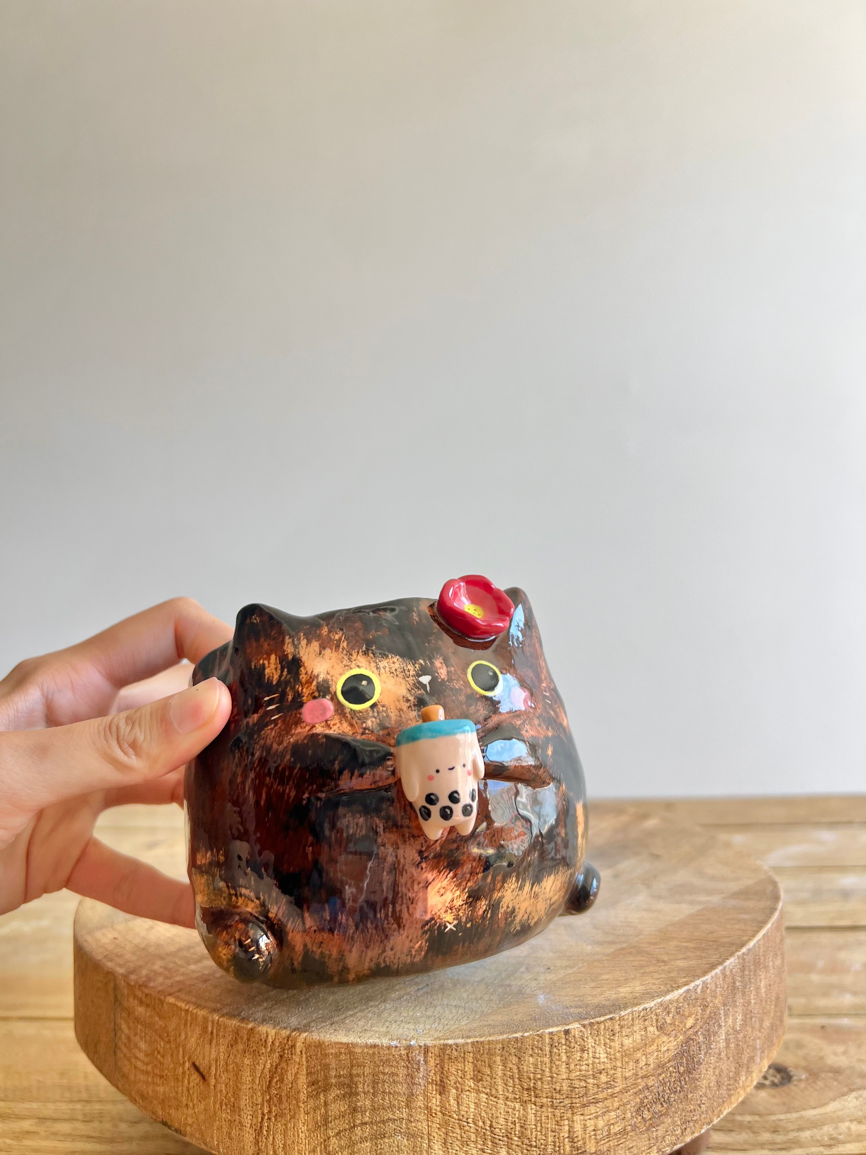 Tortie Pot