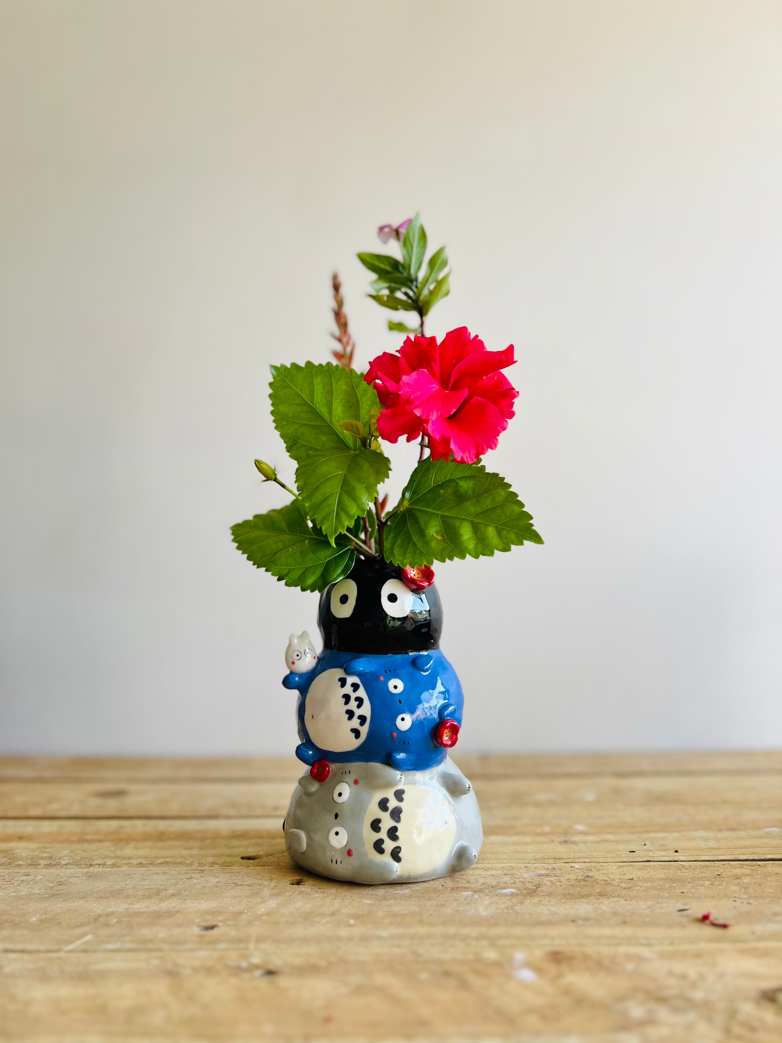 Totoro soot sprite trio stack vase