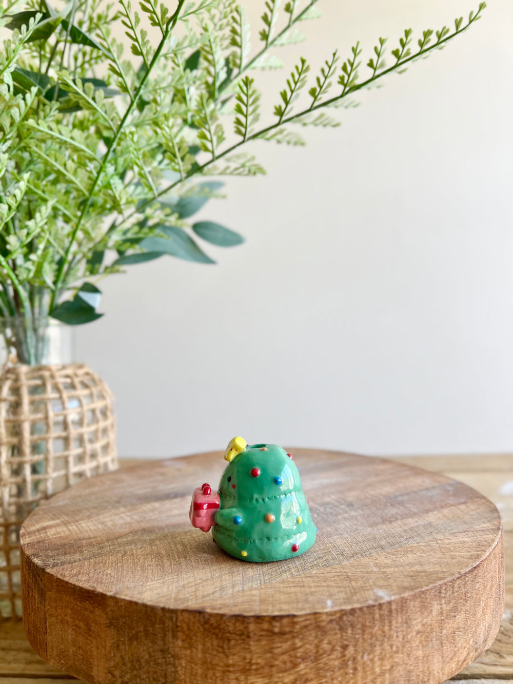 Mini Christmas tree with present friend bud vase, photo 6 of 13