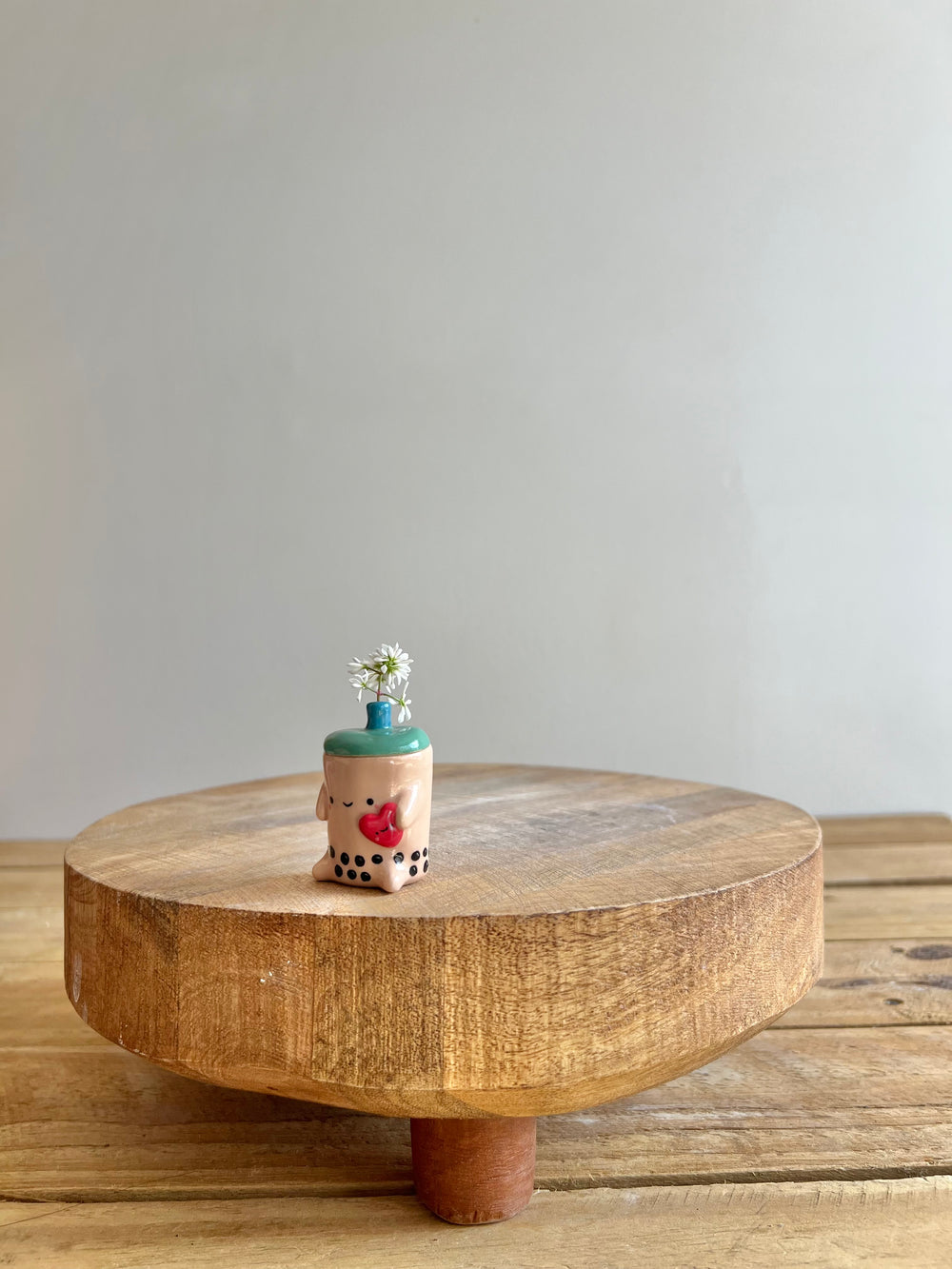Mini bud vase, photo 4 of 6